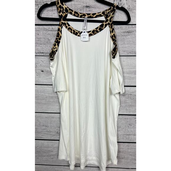 NWT Ladies Plus Watermelon Ivory Leopard Print Cold Shoulder Boutique Top - 3X - Picture 1 of 4